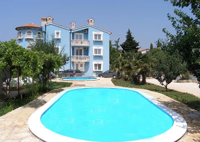 Hilde Blue-9 By Interhome