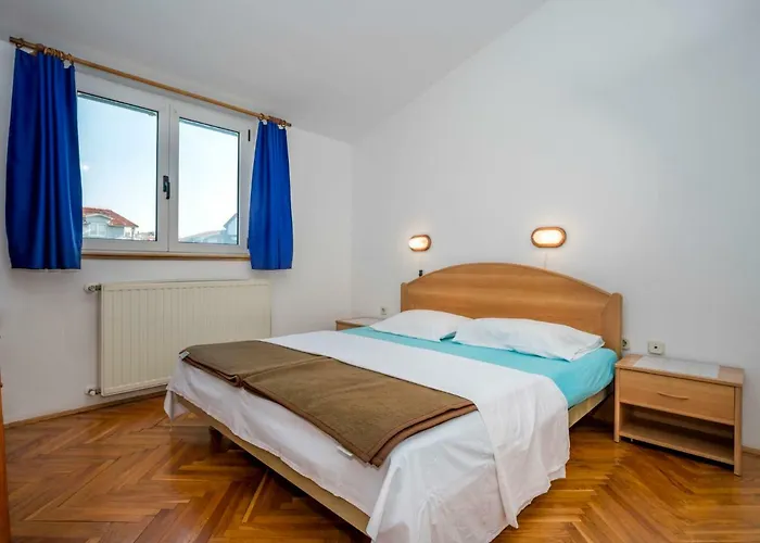 Hilde Blue-9 By Interhome * 메덜린