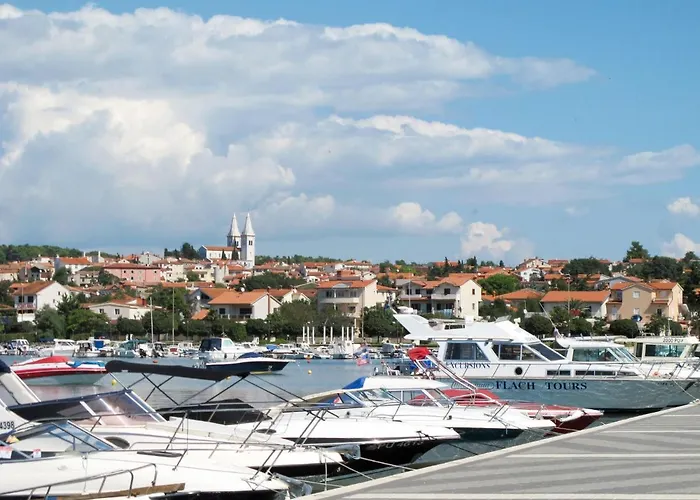 Hilde Blue-9 By Interhome